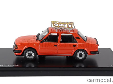 Skoda 120L 1984 With Snow Sledge - Con Slittino 1:43 Abrex oranžová