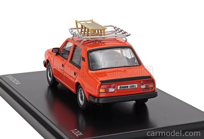 Skoda 120L 1984 With Snow Sledge - Con Slittino 1:43 Abrex oranžová