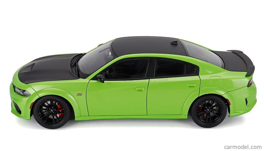 Dodge Charger Scat Pack Widebody Coupe 2023 1:18 AUTOart Sub Lime