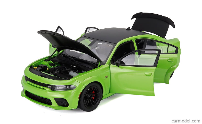 Dodge Charger Scat Pack Widebody Coupe 2023 1:18 AUTOart Sub Lime