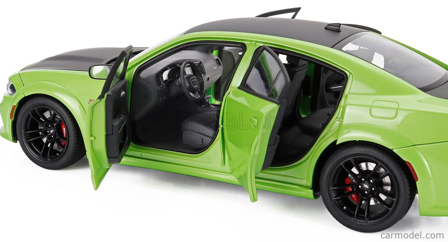 Dodge Charger Scat Pack Widebody Coupe 2023 1:18 AUTOart Sub Lime