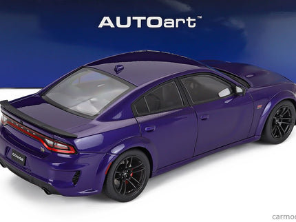 Dodge Charger Scat Pack Widebody Coupe 2023 1:18 AUTOart fialová