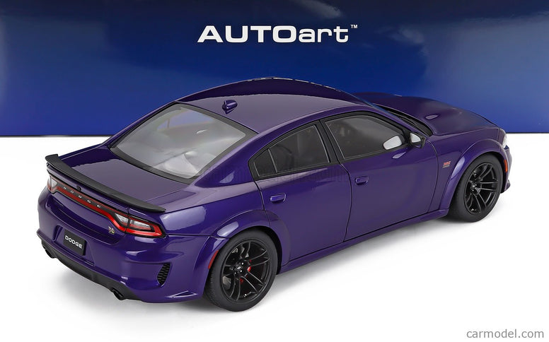 Dodge Charger Scat Pack Widebody Coupe 2023 1:18 AUTOart fialová