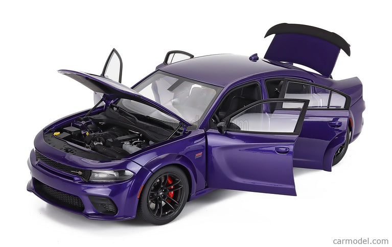 Dodge Charger Scat Pack Widebody Coupe 2023 1:18 AUTOart fialová