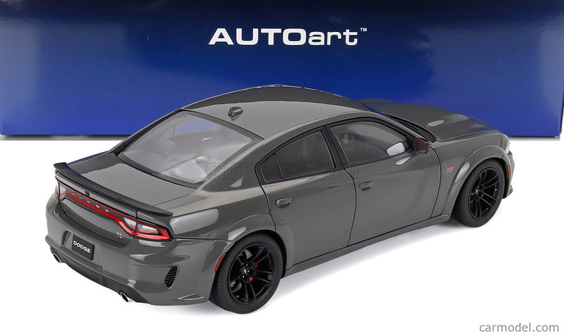 Dodge Charger Scat Pack Widebody Coupe 2023 1:18 AUTOart Destroyer sivá