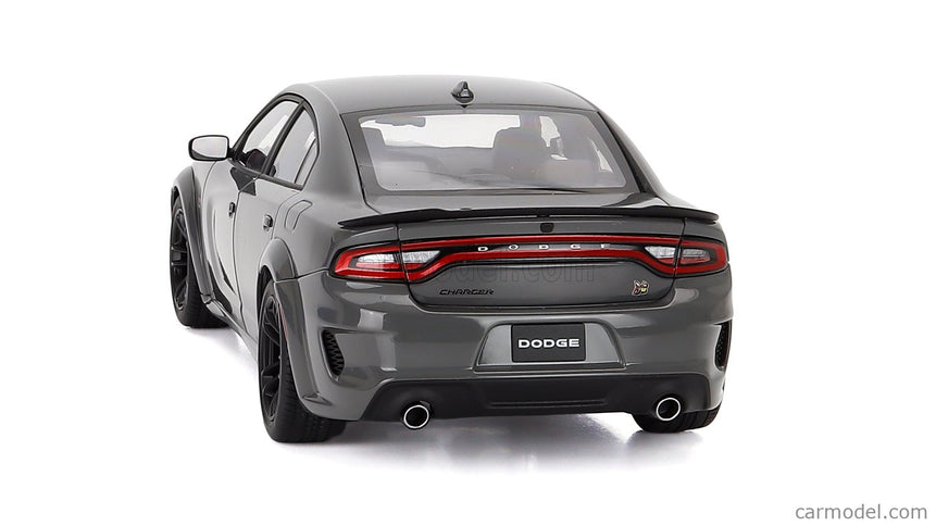Dodge Charger Scat Pack Widebody Coupe 2023 1:18 AUTOart Destroyer sivá