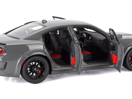 Dodge Charger Scat Pack Widebody Coupe 2023 1:18 AUTOart Destroyer sivá