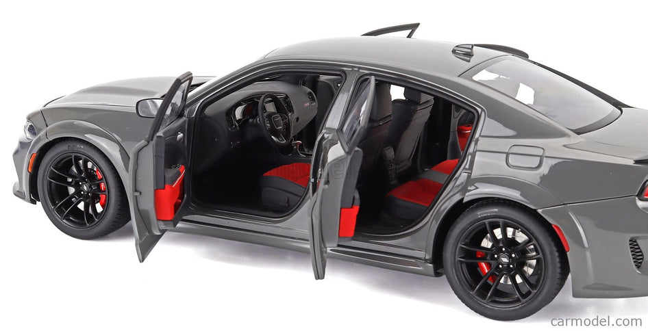 Dodge Charger Scat Pack Widebody Coupe 2023 1:18 AUTOart Destroyer sivá