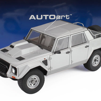 Lamborghini LM002 Pick-UP 1986 1:18 AUTOart strieborná
