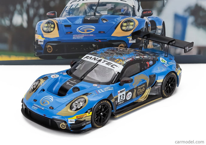 Porsche 911 992 GT3 R 4.2L Team Phantom Global Racing N°13 4. Miesto 12h Bathurst 2024 Jaxon Evans - Joel Eriksson - Thomas Preining 1:18 IXO Models modrá čierna zlatá