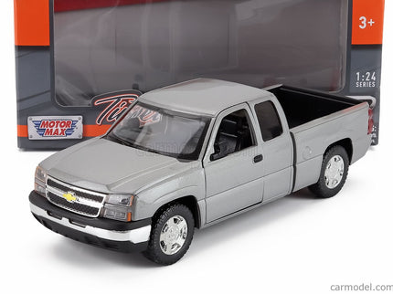 Chevrolet Silverado 1500 Pick-UP 2006 1:25 Motor Max sivá