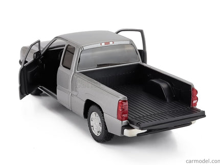 Chevrolet Silverado 1500 Pick-UP 2006 1:25 Motor Max sivá