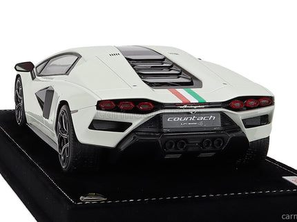 Lamborghini Countach Lpi 800-4 Italian Livery 2021 1:18 MR Models biela Italian Flag