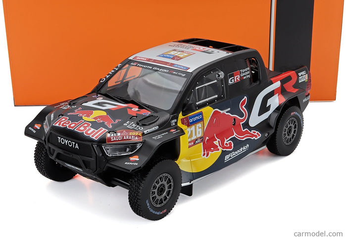 Toyota GR Dkr Hilux Team Toyota Gazoo Racing N°216 Rally Dakar 2024 Seth Quinter - Dennis Zenz 1:18 IXO Models čierna žltá červená