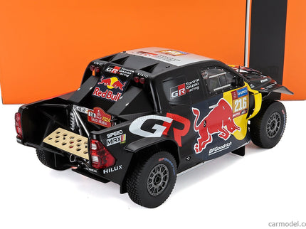 Toyota GR Dkr Hilux Team Toyota Gazoo Racing N°216 Rally Dakar 2024 Seth Quinter - Dennis Zenz 1:18 IXO Models čierna žltá červená
