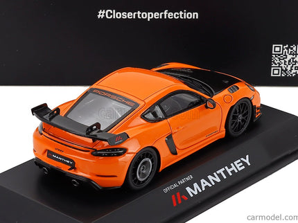 Porsche 718 (982) Cayman GT4 RS Manthey Kit 2024 1:43 Spark Model Pastel oranžová čierna