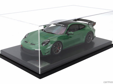 Porsche 911 992-2 GT3 Coupe Manthey Kit 2024 1:12 Spark Model Auratium zelená
