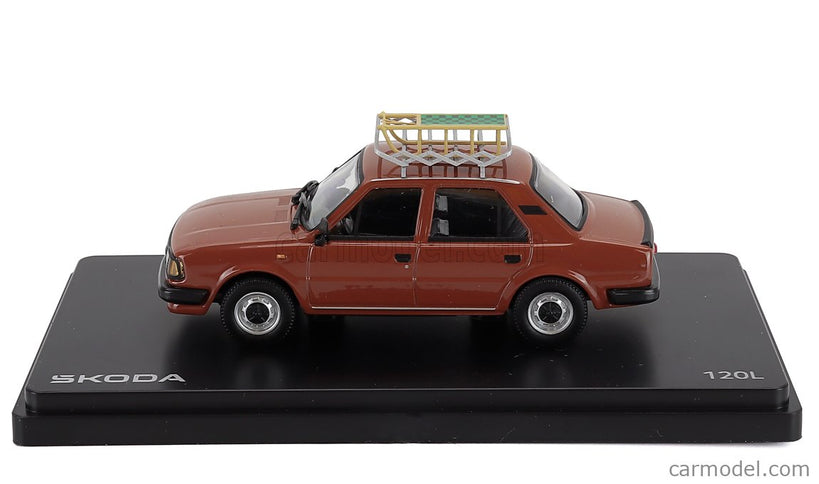Skoda 120L 1984 With Snow Sledge - Con Slittino 1:43 Abrex hnedá
