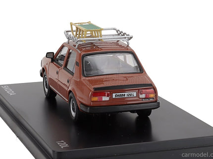 Skoda 120L 1984 With Snow Sledge - Con Slittino 1:43 Abrex hnedá