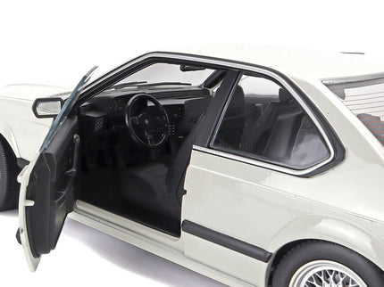 BMW 6-SERIES M635 Csi (E24) Coupe 1987 1:12 KK Scale biela