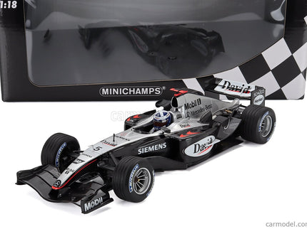 Mclaren F1 MP4/19 N°5 Sezóna 2004 David Coulthard 1:18 Minichamps čierna strieborná