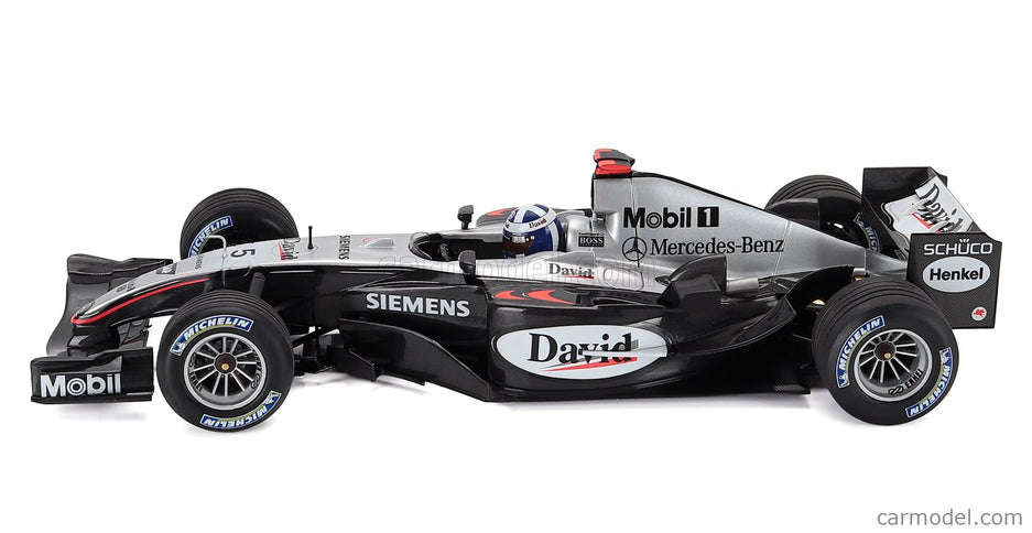 Mclaren F1 MP4/19 N°5 Sezóna 2004 David Coulthard 1:18 Minichamps čierna strieborná