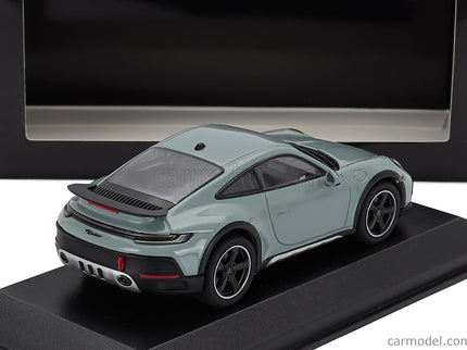 Porsche 911 992 Dakar Coupe 2023 1:43 Minichamps zelená metalická
