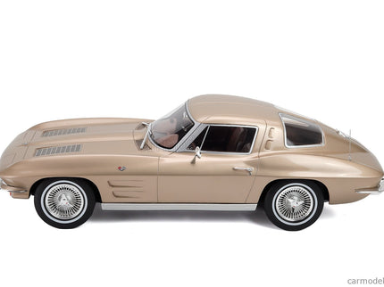 Chevrolet Corvette C2 Coupe 1963 1:12 GT Spirit hnedá metalická