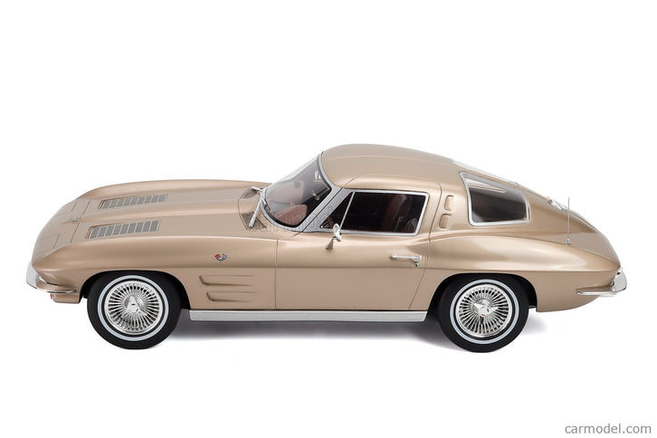 Chevrolet Corvette C2 Coupe 1963 1:12 GT Spirit hnedá metalická