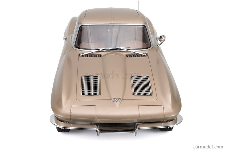 Chevrolet Corvette C2 Coupe 1963 1:12 GT Spirit hnedá metalická