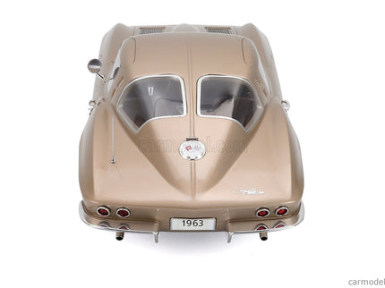 Chevrolet Corvette C2 Coupe 1963 1:12 GT Spirit hnedá metalická
