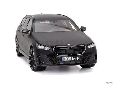 BMW 5-SERIES i5 M60 Touring (G99) SW Station Wagon 2024 1:18 Minichamps Frozen sivá