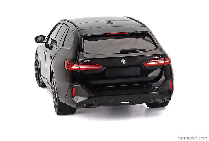 BMW 5-SERIES i5 M60 Touring (G61) SW Station Wagon 2024 1:18 Minichamps čierna metalická