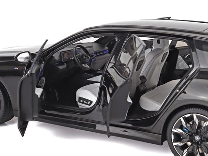 BMW 5-SERIES i5 M60 Touring (G61) SW Station Wagon 2024 1:18 Minichamps čierna metalická