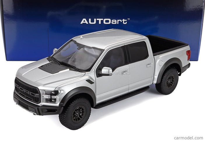 Ford F-150 Raptor Pick-UP Double Cabine 2019 1:18 AUTOart strieborná