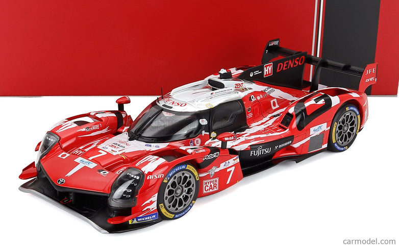 Toyota GR010 3.5L V6 Team Gazoo Racing N°7 5. Miesto 24h Le Mans 2025 Mike Conway - Kamui Kobayashi - Nyck De Vries 1:18 IXO Models červená biela čierna