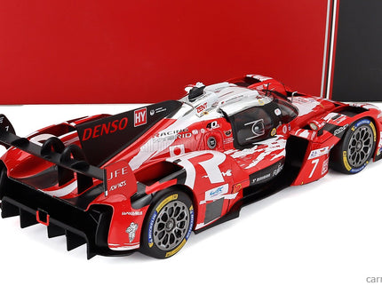 Toyota GR010 3.5L V6 Team Gazoo Racing N°7 5. Miesto 24h Le Mans 2025 Mike Conway - Kamui Kobayashi - Nyck De Vries 1:18 IXO Models červená biela čierna