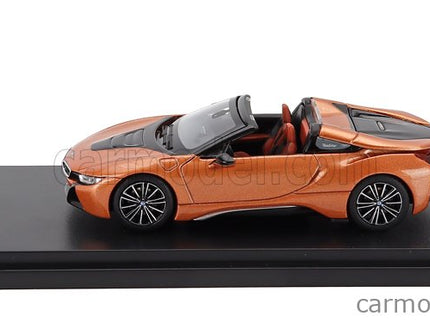 BMW i8 Hybrid Roadster (i15) 2018 1:64 Minichamps medená metalická