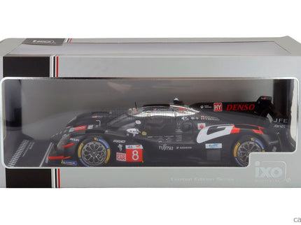 Toyota GR010 3.5L V6 Twin Turbo Hybrid Team Gazoo Racing N°8 24h Le Mans 2025 Sebastian Buemi - Brendon Hartley - Ryo Hirakawa 1:18 IXO Models čierna biela