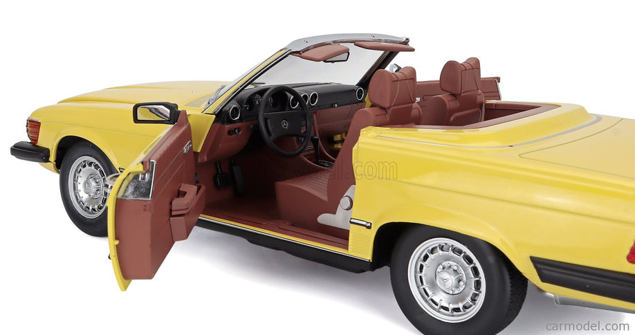 Mercedes Benz SL-Class 450SL (R107) Cabriolet USA Version 1979 1:12 KK Scale žltá