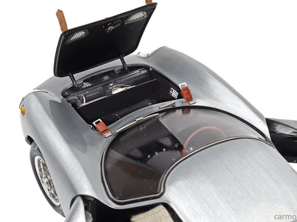 Ferrari 250LM 1964 - Retro Classic Essen 2026 - Clear Finish 1:18 CMC Polished