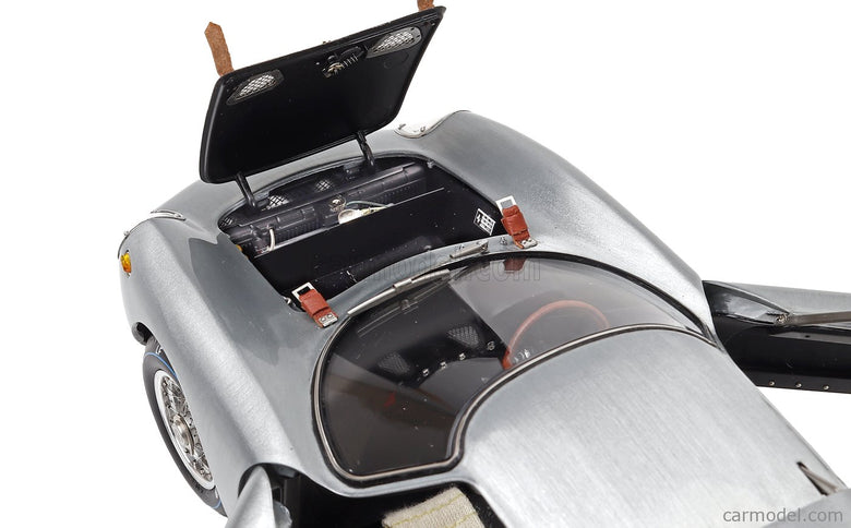 Ferrari 250LM 1964 - Retro Classic Essen 2026 - Clear Finish 1:18 CMC Polished