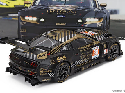 Ford Mustang GT3 Coyote 5.4L V8 Team Proton Competition N°88 3. Miesto LMGT3 Class 24h Le Mans 2024 Giorgio Roda - Mikkel Overgaard Pedersen - Dennis Olsen 1:18 IXO Models čierna zlatá