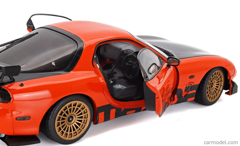 Mazda RX-7 (FD3RS) Works Coupe 1999 1:18 Solido oranžová