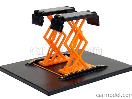 Accessories Garage Set Officina - Ponte Sollevatore Auto - Automotive Double Scissor Lift 1:64 Greenlight oranžová čierna