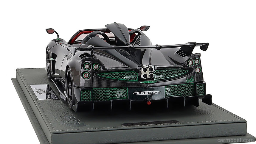 Pagani Imola Roadster 2023 1:18 BBR Models lesklá karbónová