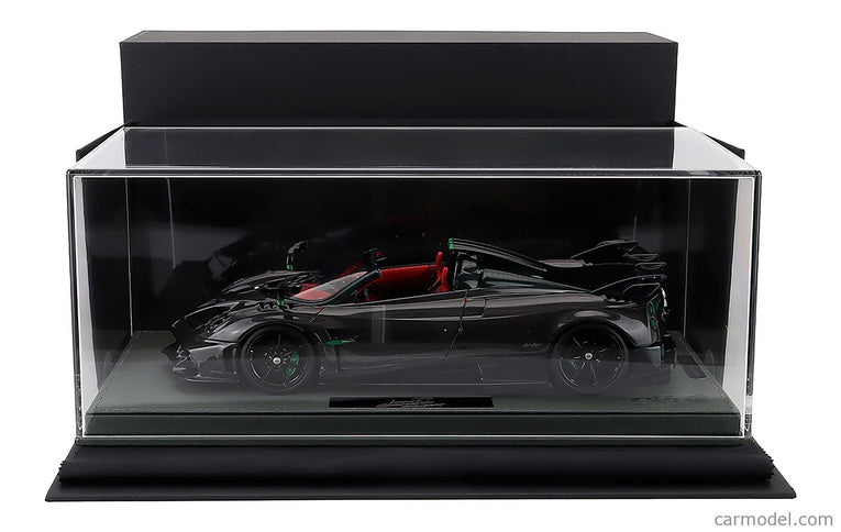 Pagani Imola Roadster 2023 1:18 BBR Models lesklá karbónová