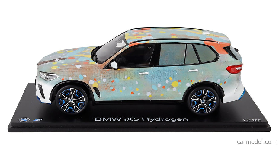 BMW iX5 Hydrogen (G05) 2025 - Art Car BY Alvaro Barrington 1:18 Spark Model rôzne farby
