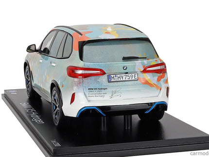 BMW iX5 Hydrogen (G05) 2025 - Art Car BY Alvaro Barrington 1:18 Spark Model rôzne farby