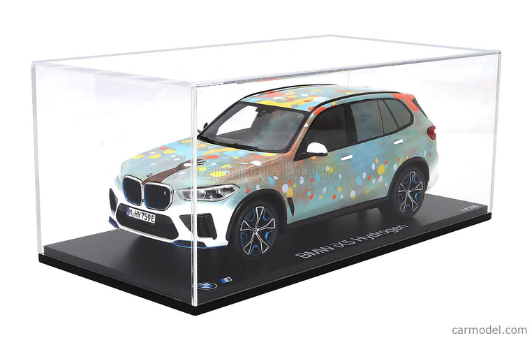 BMW iX5 Hydrogen (G05) 2025 - Art Car BY Alvaro Barrington 1:18 Spark Model rôzne farby